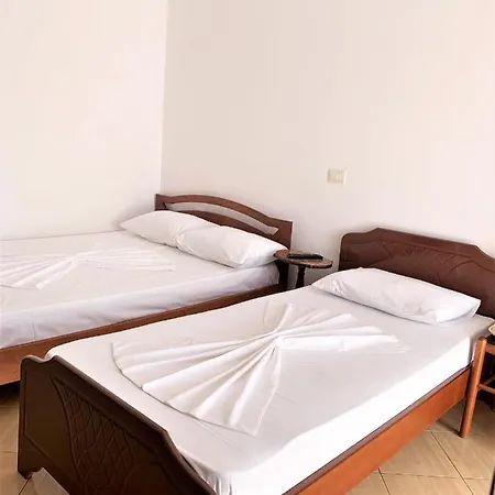 Vila Laguna 3* Ksamil